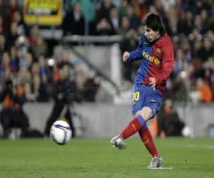 yapboz Lionel Messi topu tekmeleme